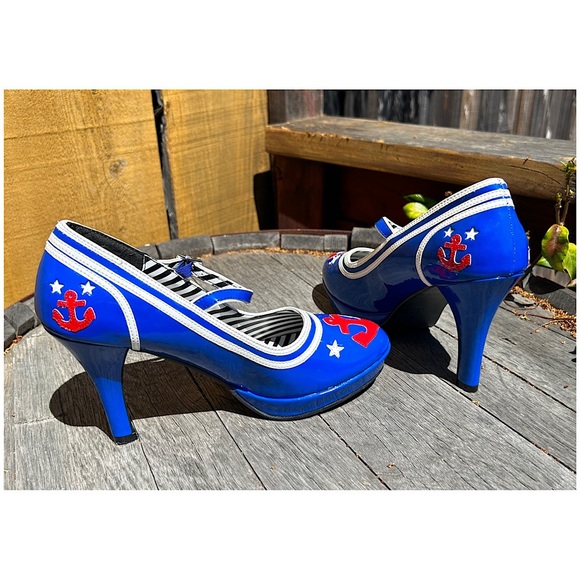 Size 7 or 7.5 Funtasma Sailor Shoes - Picture 5 of 11